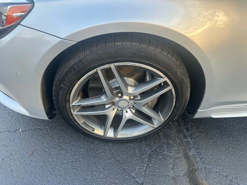 Used 2015 Mercedes-Benz S 550 4MATIC Sedan w/ Sport Package image 36
