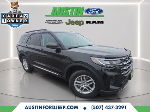 Used 2025 Ford Explorer Active AWD/4WD image 7
