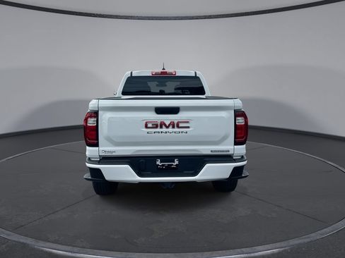 Used 2024 GMC Canyon Elevation RWD image 17