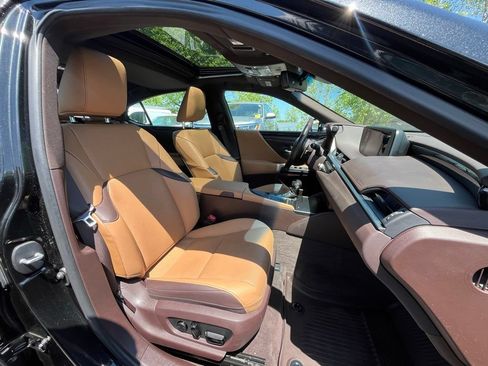 Used 2021 Lexus ES 250 w/ Premium Package AWD/4WD image 12