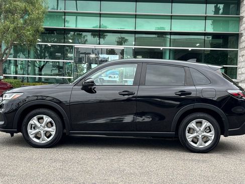 Certified 2023 Honda HR-V LX image 7