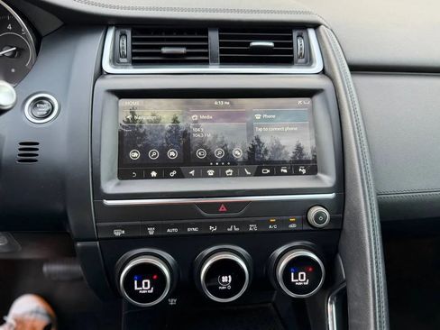 Used 2018 Jaguar E-PACE S image 42