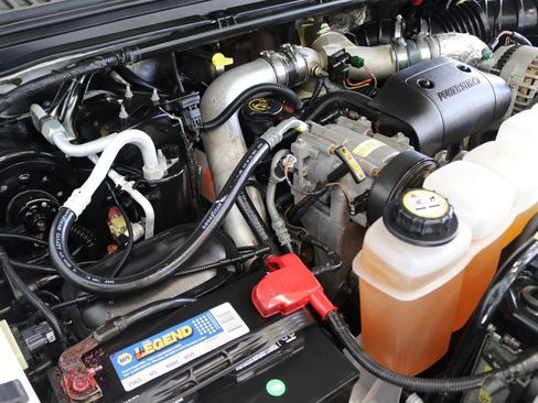 Used 2003 Ford F350 Lariat image 36