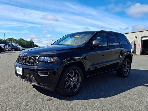 Used 2021 Jeep Grand Cherokee Limited w/ Quick Order Package 2GK 80th AWD/4WD image 3