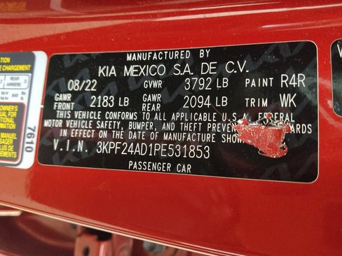 Used 2023 Kia Forte LXS image 33