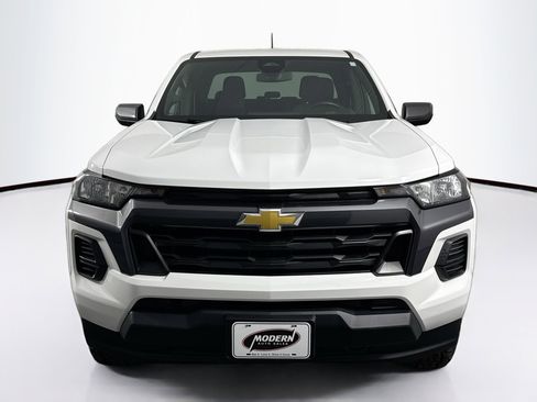 Used 2023 Chevrolet Colorado LT image 4