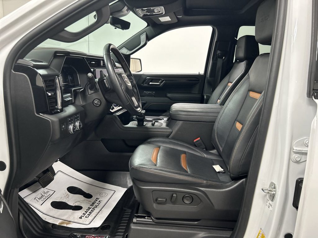 Certified 2024 GMC Sierra 1500 AT4 w/ Technology Package AWD/4WD image 9