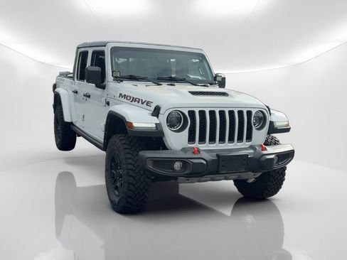 Used 2023 Jeep Gladiator Mojave w/ LED Lighting Group AWD/4WD image 3