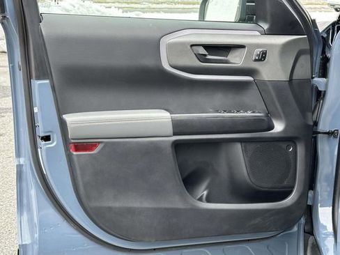 Used 2025 Ford Bronco Sport Badlands image 9