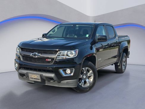 Used 2016 Chevrolet Colorado Z71 AWD/4WD image 2