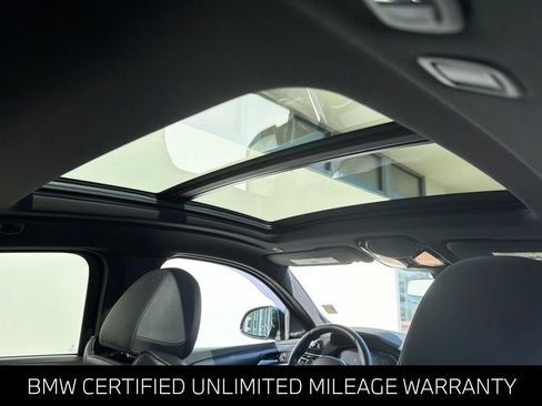 Used 2025 BMW X4 xDrive30i w/ M Sport Package AWD/4WD image 12