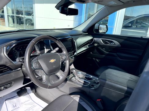 Used 2018 Chevrolet Traverse LT image 13