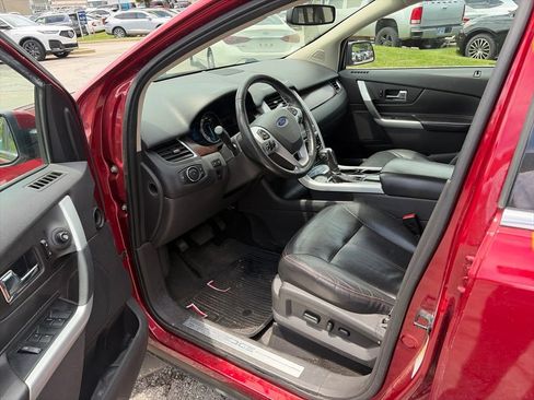 Used 2014 Ford Edge Limited w/ Equipment Group 302A AWD/4WD image 11
