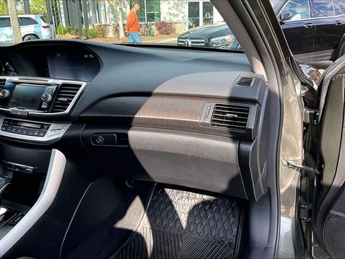 Used 2013 Honda Accord EX-L image 19