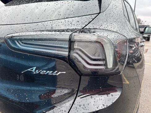 Used 2024 Buick Encore GX Avenir w/ Avenir Convenience Package image 3