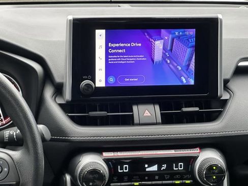 Used 2025 Toyota RAV4 XLE image 12