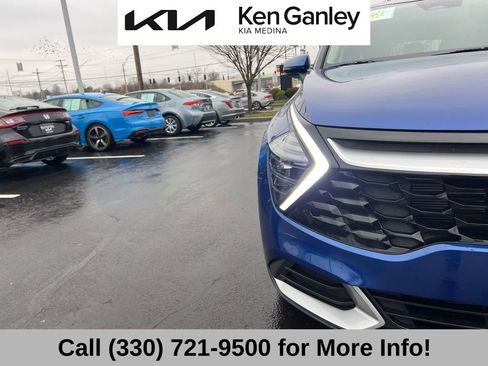 Certified 2025 Kia Sportage EX w/ Premium Package image 18