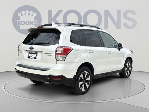 Used 2017 Subaru Forester 2.5i Premium w/ Rugged Package #1 AWD/4WD image 7