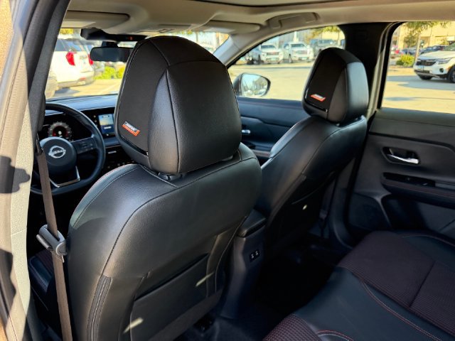 Used 2025 Nissan Kicks SR w/ SR Premium Package AWD/4WD image 26