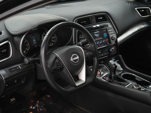 Used 2023 Nissan Maxima SL image 23