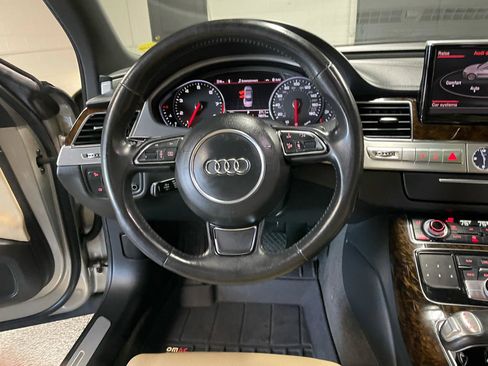 Used 2011 Audi A8 4.2 AWD/4WD image 17