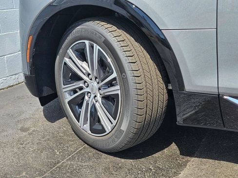 New 2025 Cadillac Lyriq Luxury w/ LPO, Floor Liner Package image 32