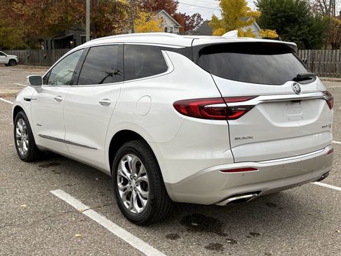 Used 2018 Buick Enclave Avenir image 17