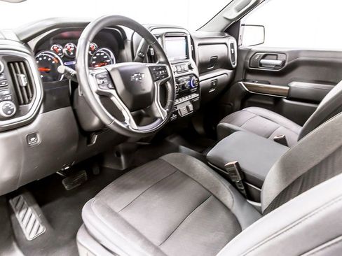 Used 2019 Chevrolet Silverado 1500 LT Trail Boss w/ Convenience Package AWD/4WD image 29