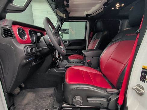 Used 2023 Jeep Wrangler Unlimited Rubicon 4xe AWD/4WD image 10