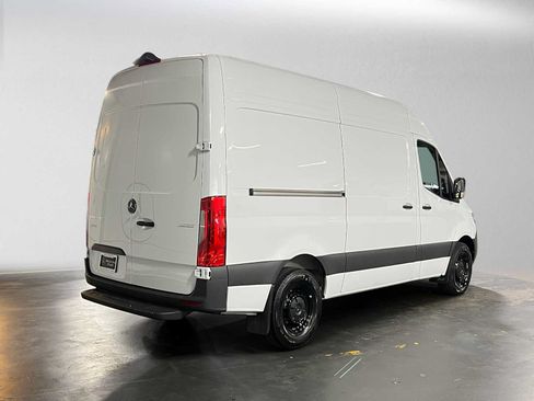 Used 2026 Mercedes-Benz Sprinter 2500 image 3