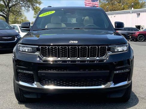 Certified 2025 Jeep Grand Cherokee L Limited w/ Trailer Tow Package AWD/4WD image 3