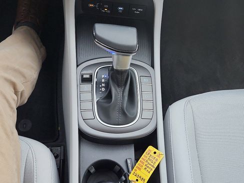 Used 2025 Hyundai Kona SEL image 20