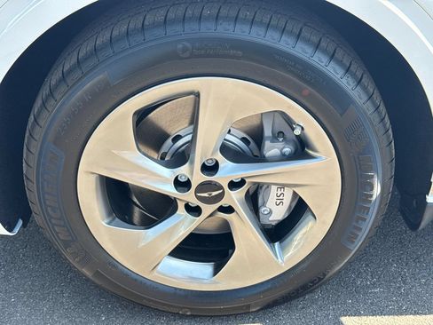New 2026 Genesis GV70 2.5T Advanced AWD/4WD image 11