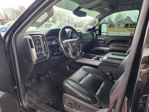 Used 2016 Chevrolet Silverado 2500 LT w/ Midnight Edition image 12