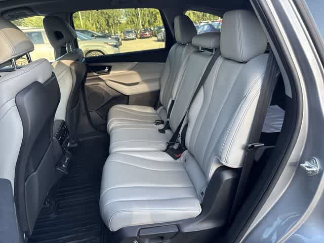Used 2022 Acura MDX w/ Technology Package FWD image 18
