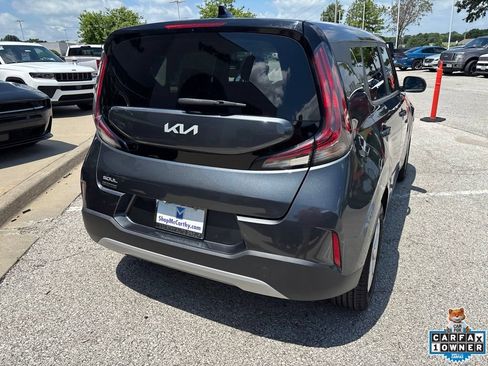 Used 2024 Kia Soul LX w/ Option Group 015 FWD image 23