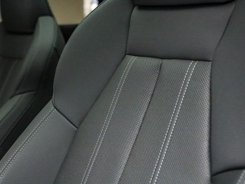 Certified 2025 Audi Q5 Premium Plus w/ Premium Plus image 23