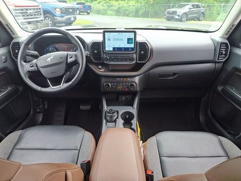 Used 2023 Ford Bronco Sport Outer Banks AWD/4WD image 18