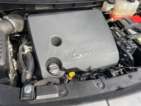 Certified 2023 Chevrolet Traverse LT image 21