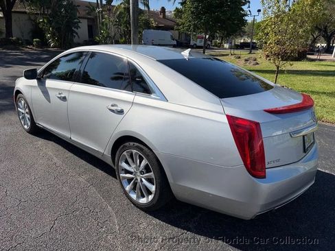 Used 2014 Cadillac XTS Luxury w/ Driver Awareness Package image 3