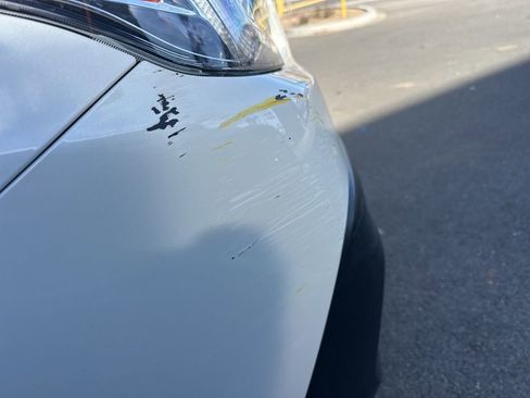 Used 2021 Subaru Outback Limited image 5