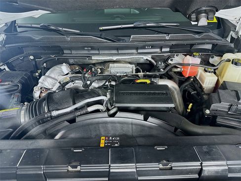 Used 2022 GMC Sierra 2500 AT4 w/ Gooseneck/5TH Wheel Package image 29