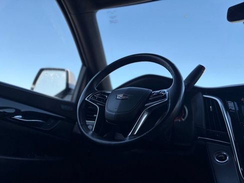 Used 2020 Cadillac Escalade Platinum AWD/4WD image 44
