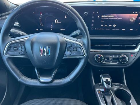 Used 2024 Buick Envista Preferred w/ Convenience I Package image 11