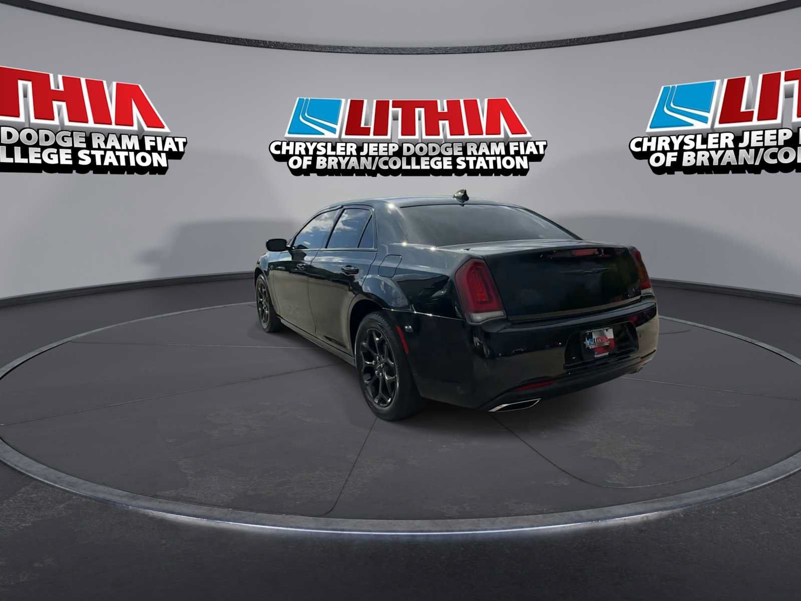 Used 2023 Chrysler 300 Touring L AWD/4WD image 7