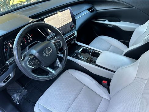 Used 2023 Lexus RX 350 Premium Plus image 9