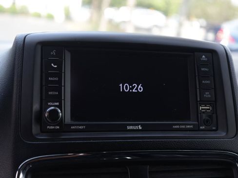 Used 2019 Dodge Grand Caravan GT FWD image 23