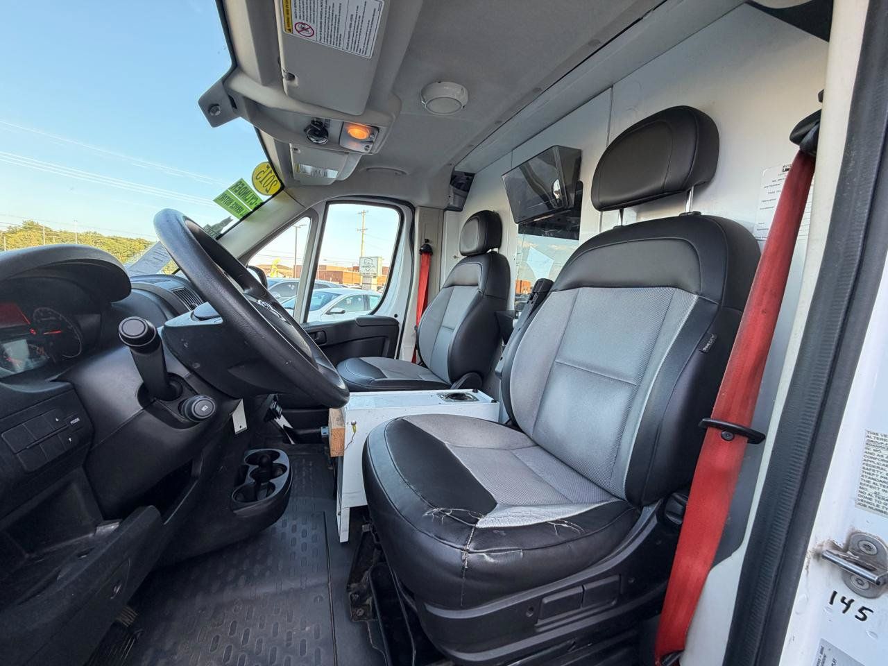 Used 2015 RAM ProMaster 1500 w/ Interior Convenience Group FWD image 19
