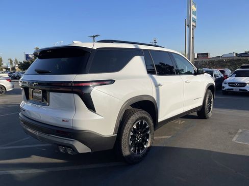 New 2026 Chevrolet Traverse Z71 w/ Enhanced Driving Package image 8