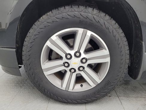 Used 2015 Chevrolet Traverse LT w/ LPO, 'HIT The Road' Package AWD/4WD image 31